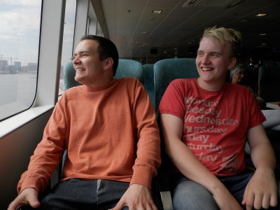 Ch0x og Neovo1999 er glade på vej over Kattegat